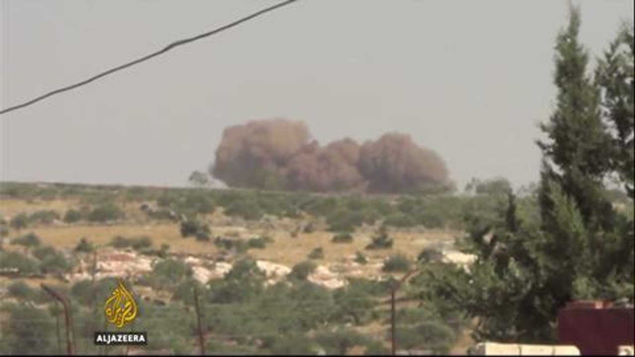 Al Jazeera team survives air strike in Syria's Idlib