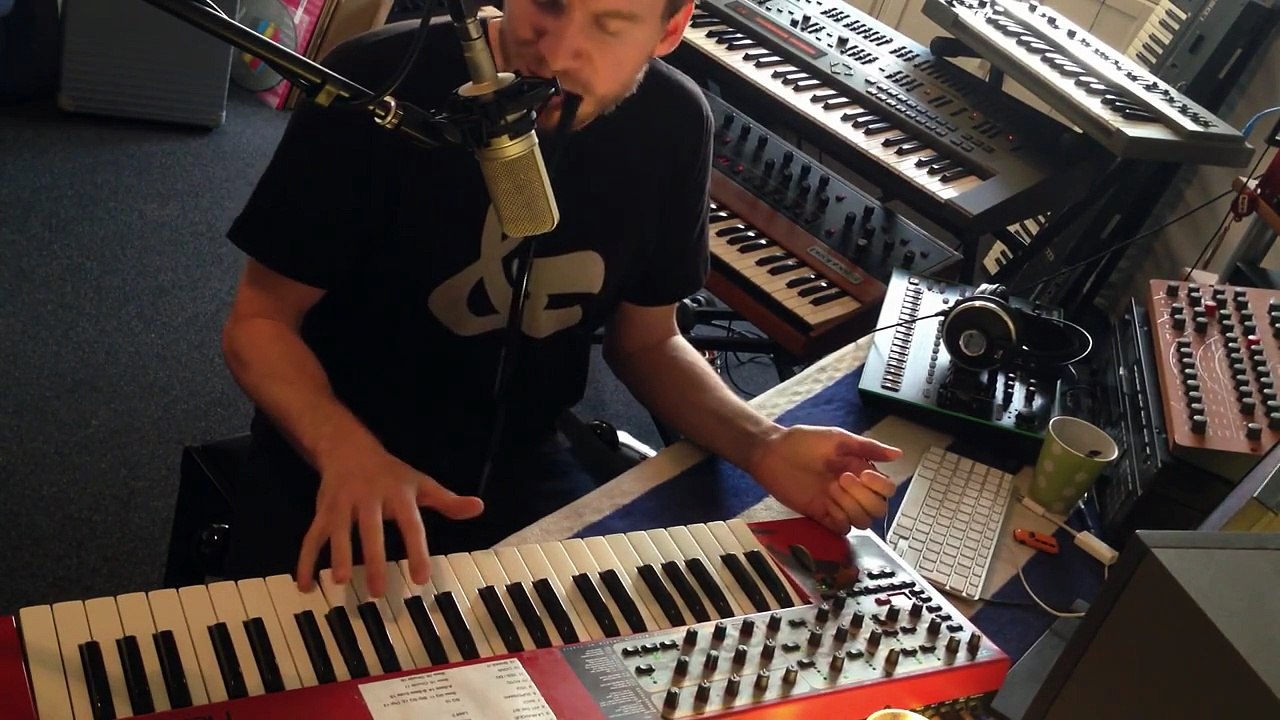 L'Excellente Reprise de Harder Better Faster Stronger (Daft Punk) au Synthétiseur Vocal !