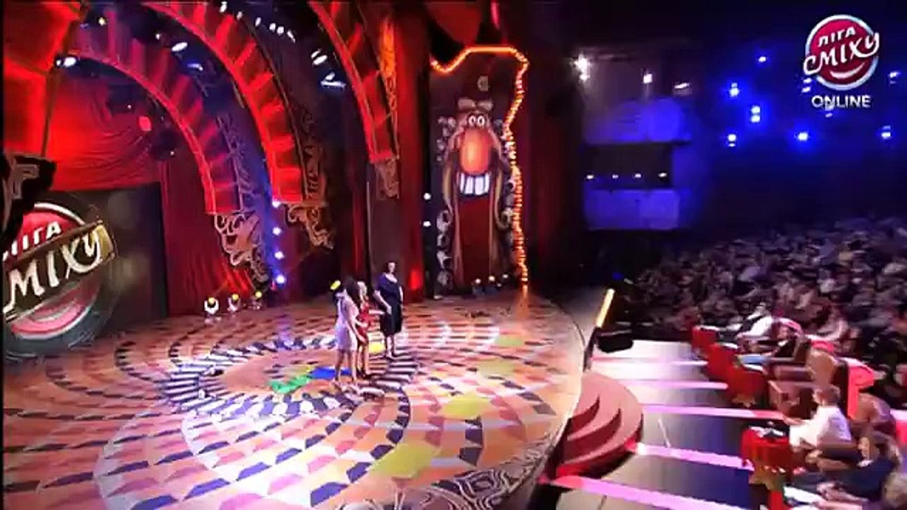 Трио Разные и ведущий и Антон Лирник - Киев сег...