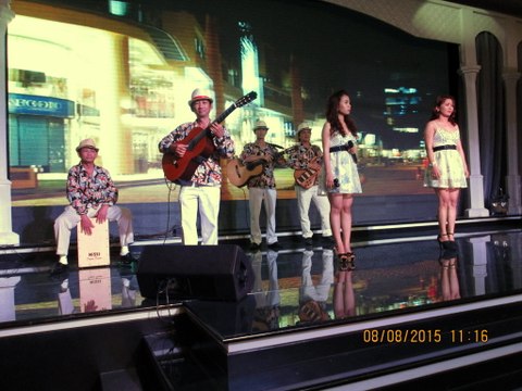 THIS MADQUERADE-DOV'E L'AMORE- TEA FOR TWO-Ban nhạc Flamenco Tumbadora Biểu diễn Quảng Cáo Căn Hộ Cao Cấp The Ever Rich 3 Phú Mỹ Hưng