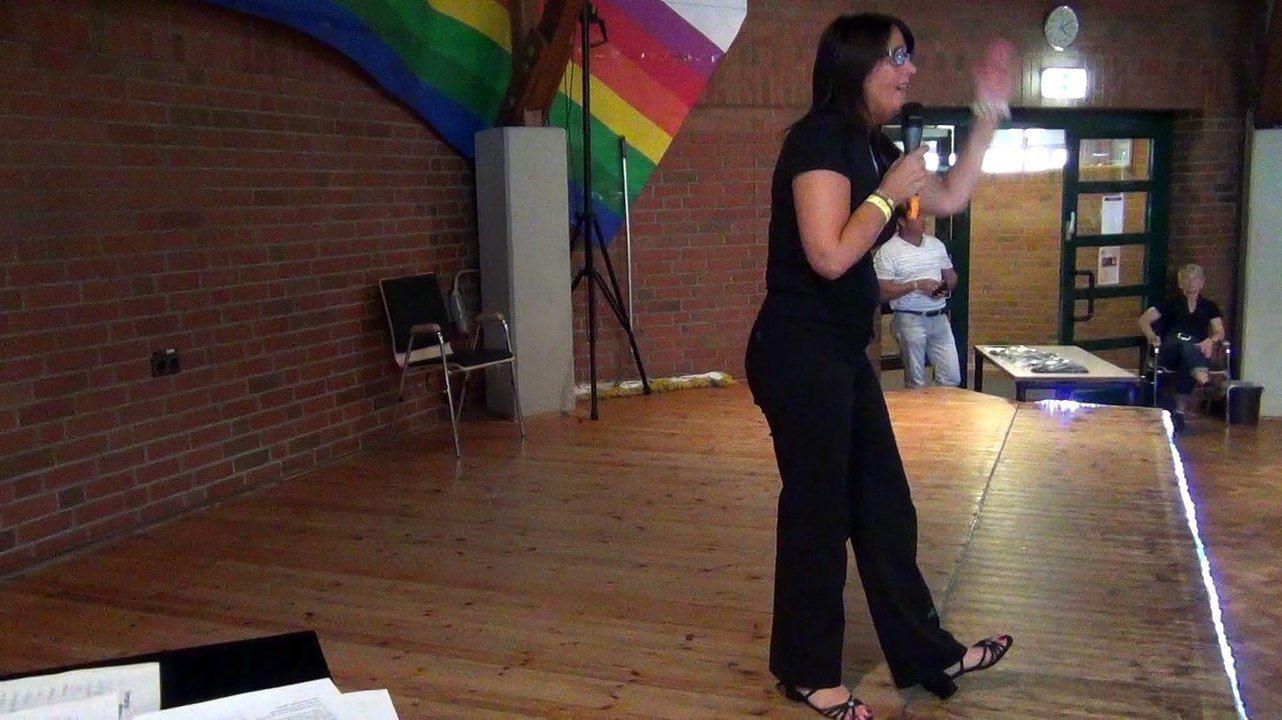 12. Intern. Line Dance Treff 2015 ,Workshop 7 - Head In The Sky - Maggie Gallagher