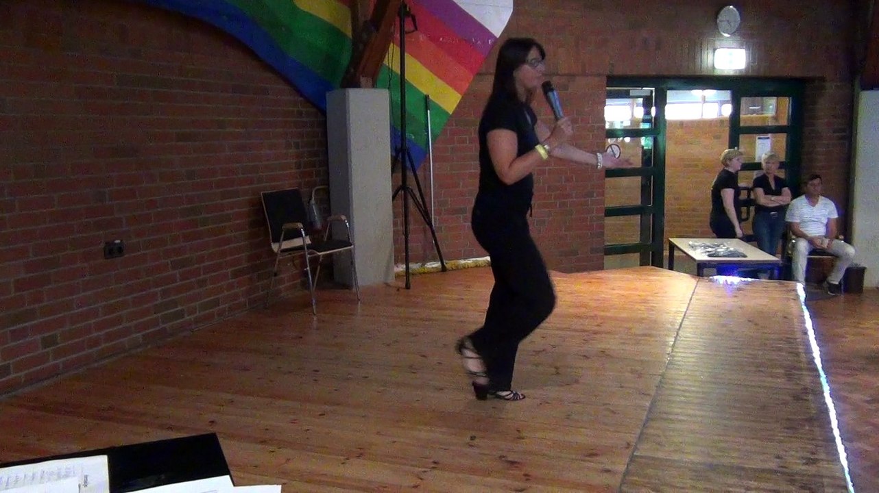 12. Intern. Line Dance Treff 2015 ,Workshop 8 - Love Is Like - Maggie Gallagher