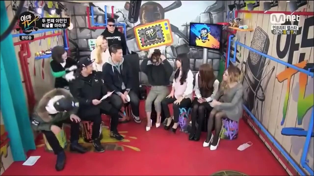 Laugh Out Loud with Wheein (휘인) of Mamamoo (마마무)