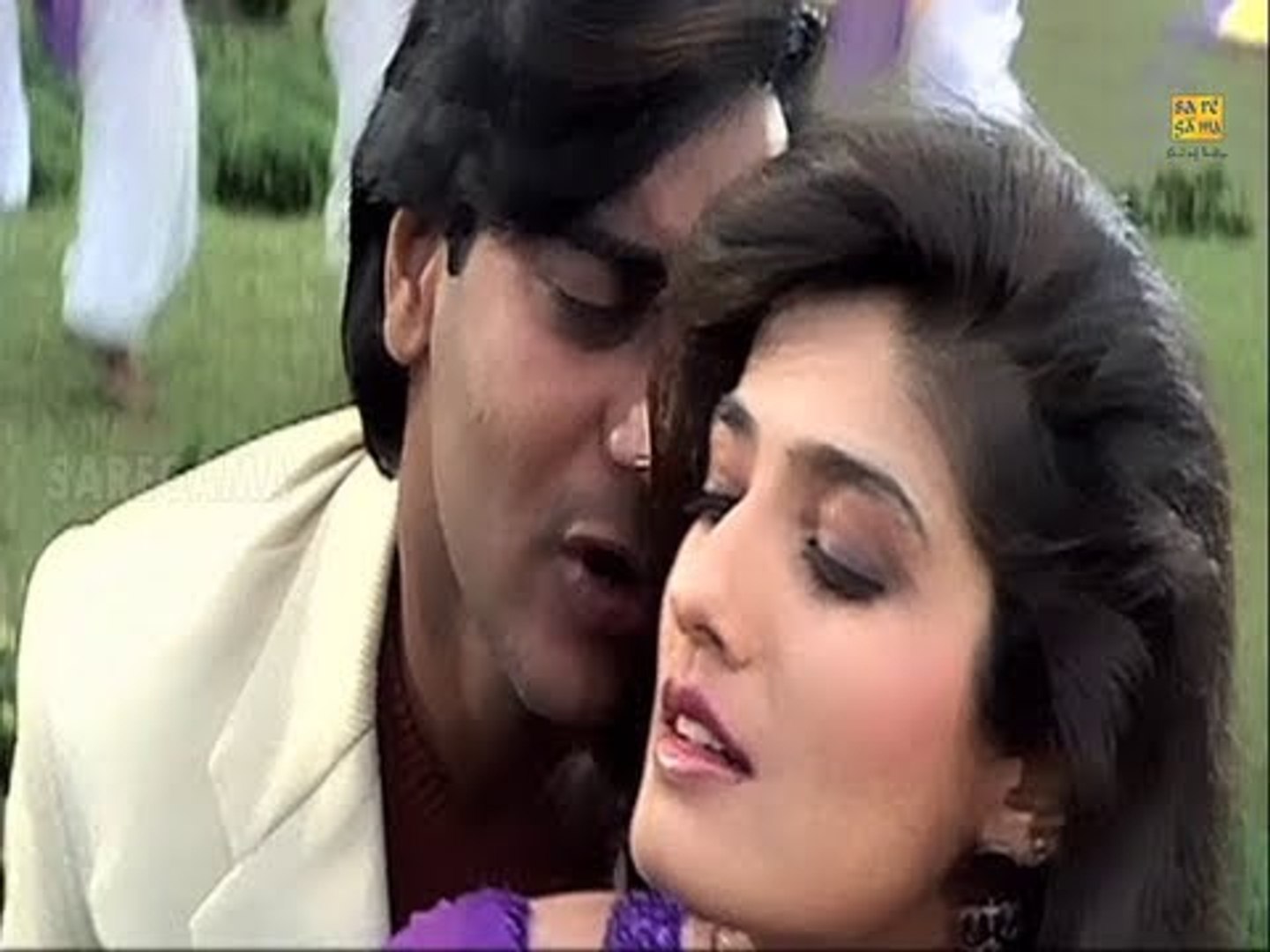 Mere Dil Ne Chupke Se Full Song - Ajay Devgn - Raveena Tandon - Gair - video  Dailymotion