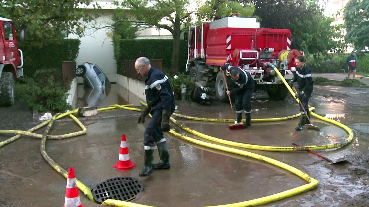 Zahlreiche tote bei Überschwemmungen in südfrankreich