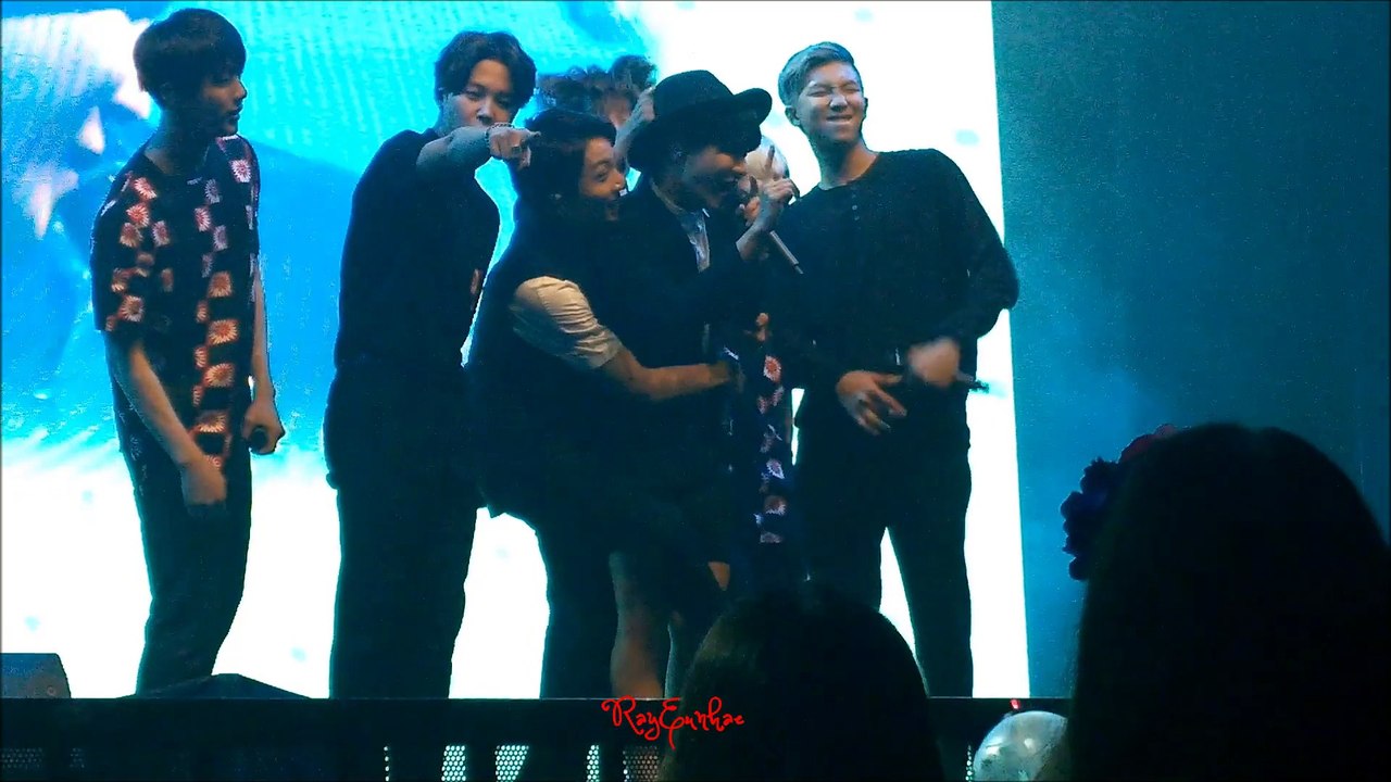 [JIHOPE/HOPEMIN] Jimin? are Jealous?