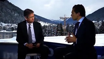 El costo total de la producción de petróleo es de 23 dls por barril