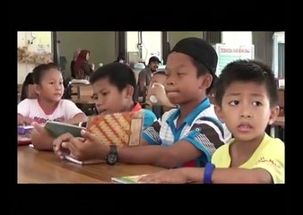 Peduli Pendidikan, Jurnalis Bintan Ajari Anak Berbahasa Inggris