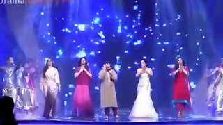 Meera Forgetting Dance in Lux Style Awards 2015 with Rahat Fateh Ali khan -