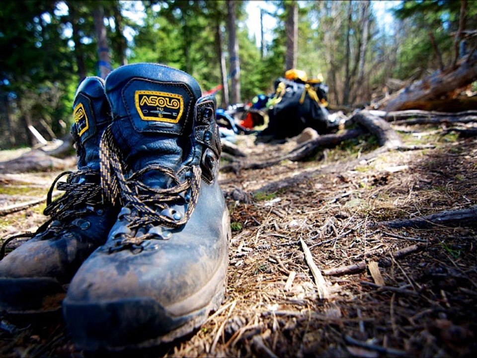 Hitting the Trail by The Electric Trunk
