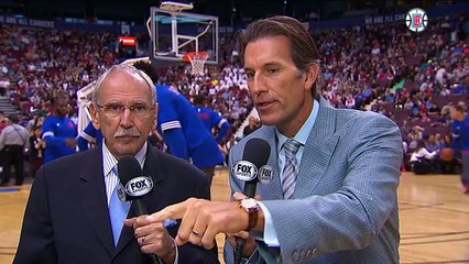 NBA - Blake Griffin casse l'horloge des 24 secondes sur un dunk