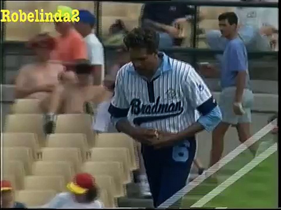 'THE' MOST AMAZING BALL EVER BOWLED IN CRICKET HISTORY