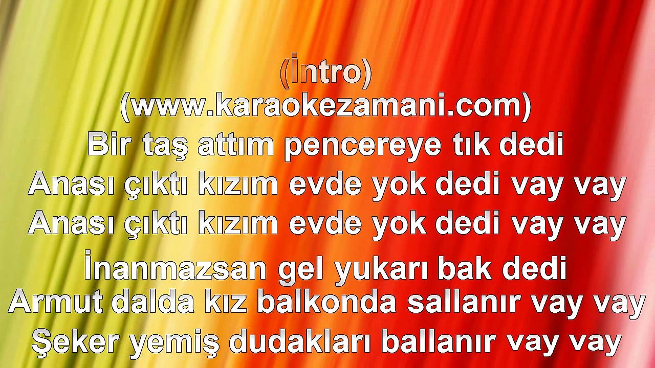 İbrahim Tatlıses - Bir Taş Attım - (Remix) - 2014 - Orjinal TÜRKÇE KARAOKE