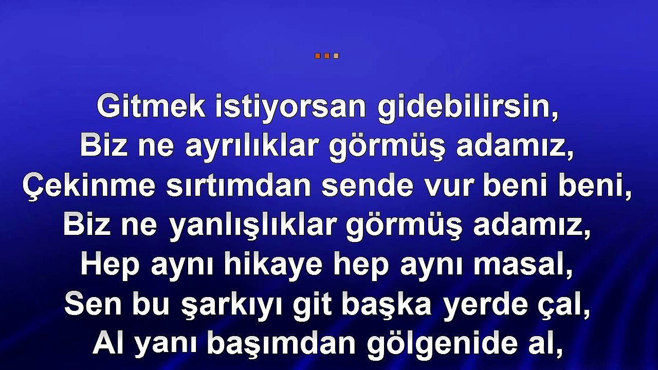 İbrahim Tatlıses - Biz Ne Ayrılıklar Görmüş Adamız - (2010) TÜRKÇE KARAOKE