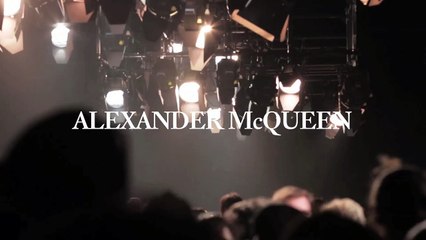 Le défilé Alexander McQueen printemps-été 2016