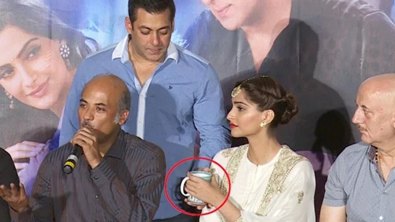 What's Cooking! Salman & Sonam Shares A Drink From The Same Cup @ PRDP Trailer Launch