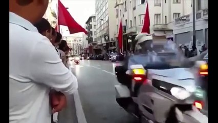 Le cortège de François Hollande au Maroc percute un homme