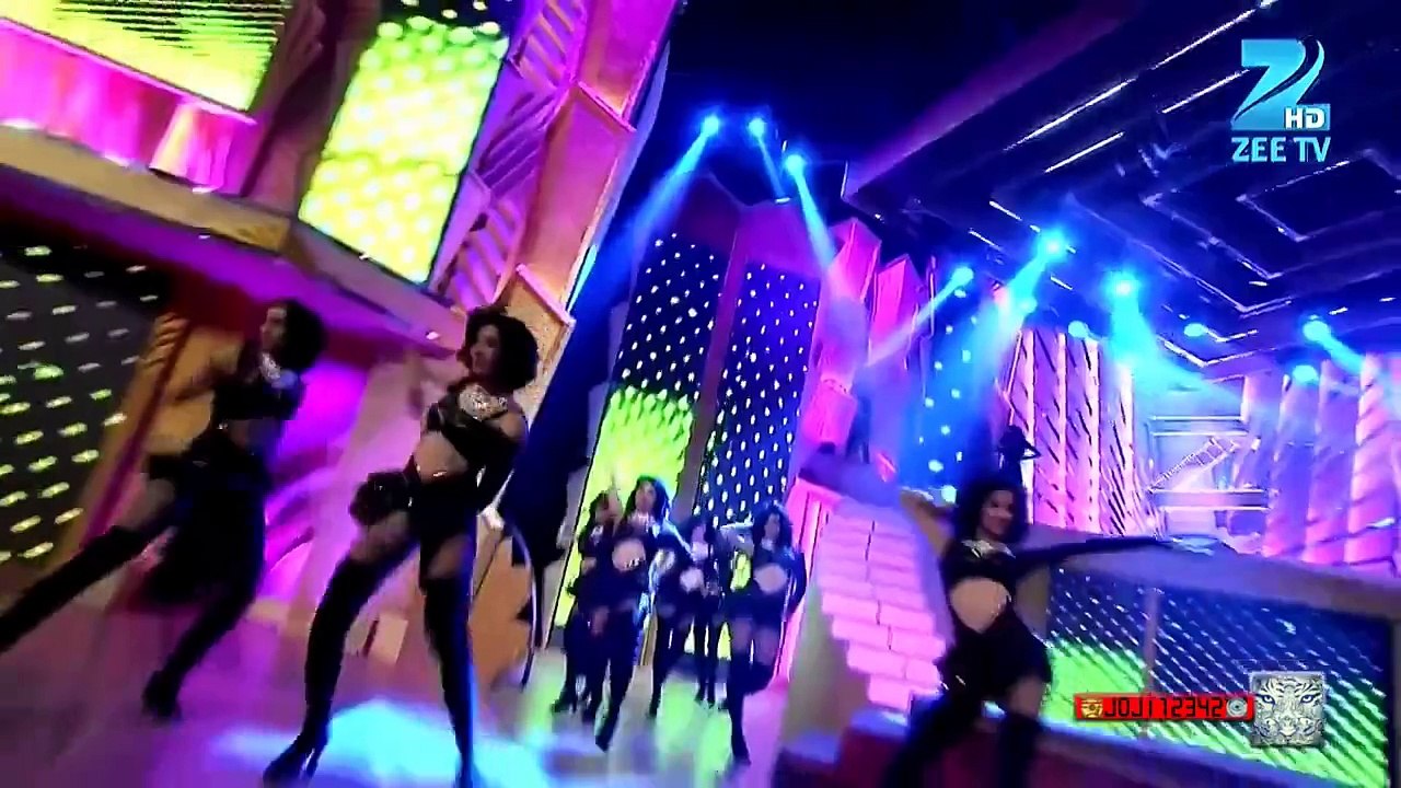 Awesome Dance By Deepika Padukone