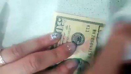 Maquiller des billets