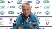 Foot - Amicaux - Bleus : Deschamps «Je ne vais pas changer Karim Benzema»
