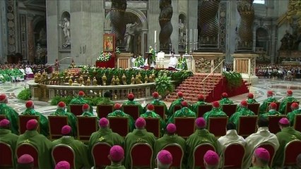 Synode sur la famille: le pape fixe les lignes rouges