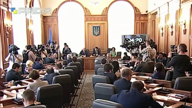 Олег Ляшко порвав Верховну Зраду