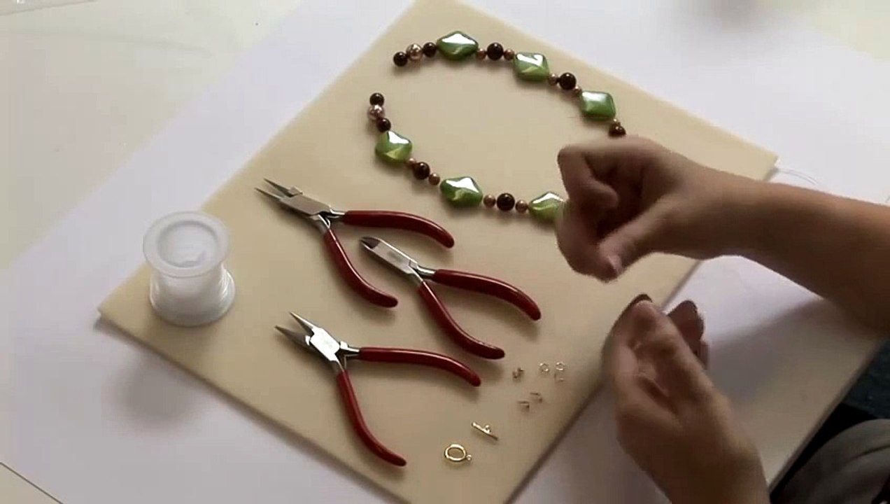 How To Do A Beaded Necklace
