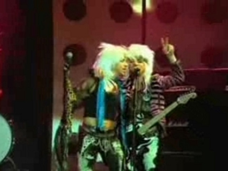 Red Hot Chilli Peppers - Dani California