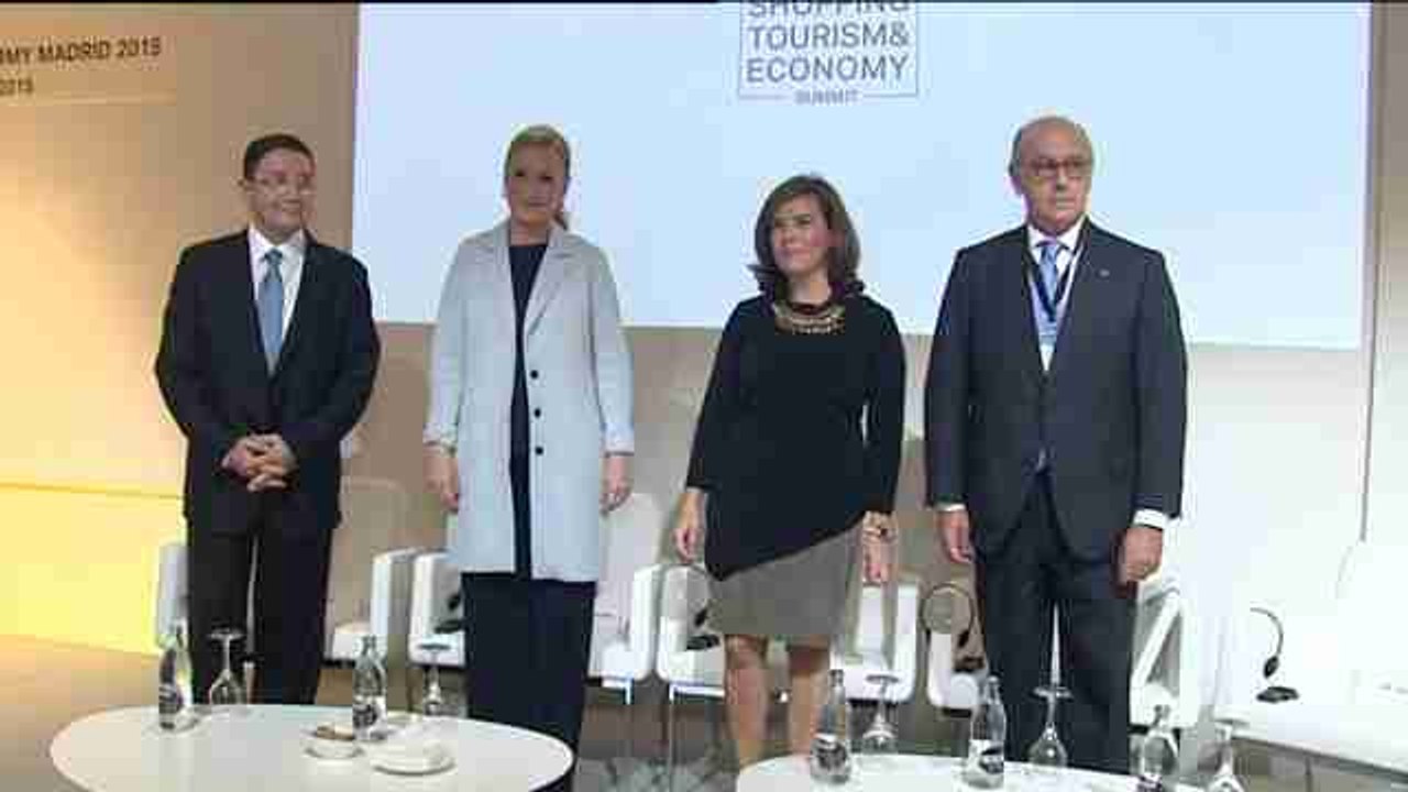 Spain bets on shopping tourism to end seasonal variation