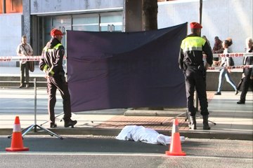 Download Video: Fallece atropellada por un autobús en Bilbao