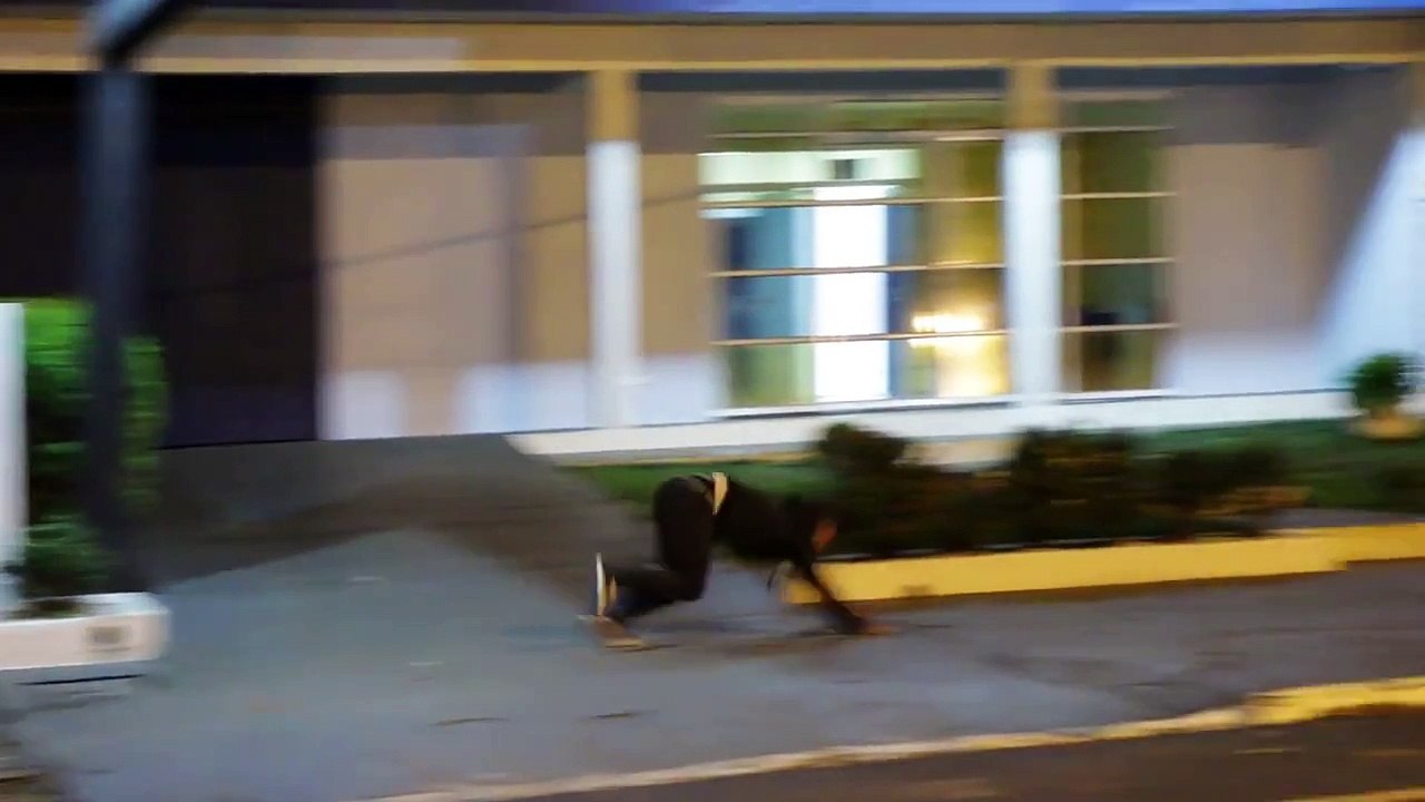 PEGADINHA: Assassino do Olho Vermelho (Red eye killer Prank)