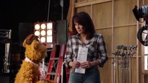 The Muppets (ABC) Patricia Heaton Heckles Fozzie Promo HD