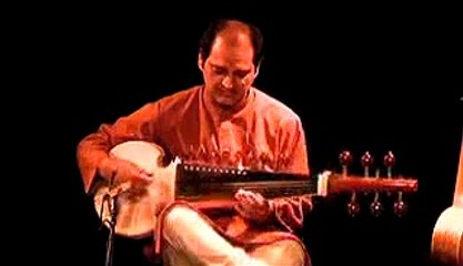 Asad Qizilbash live at the KVS Brussels 151107