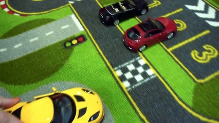 Arabalar - Çocuk şarkısı - 5 oyuncak araba (песенка про машинки на