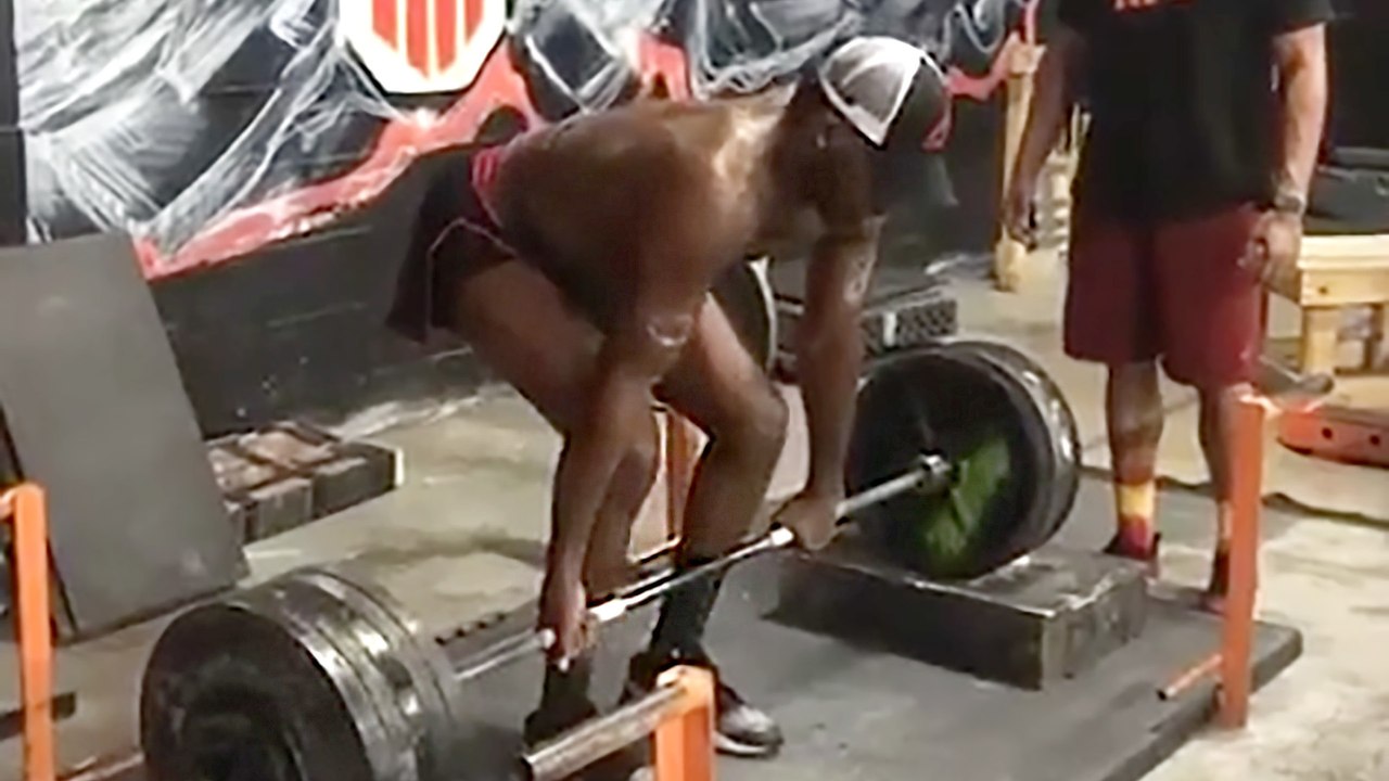 UFC Star Jon Bones Jones Deadlifts 525 Pounds