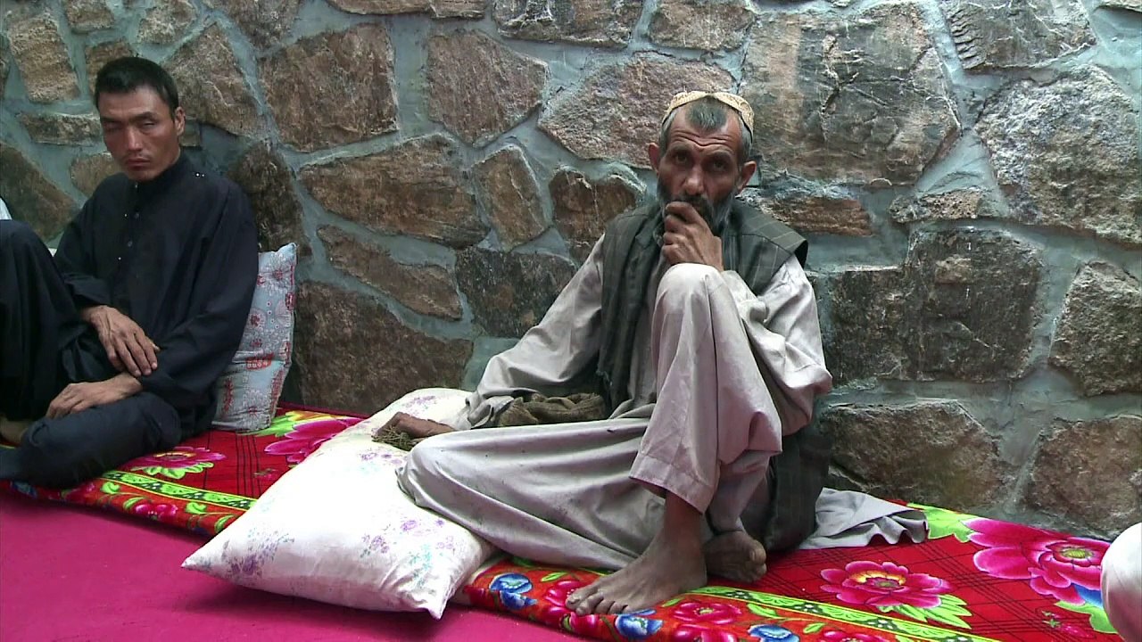 Afghanische rückkehrer aus dem iran oft drogenabhängig