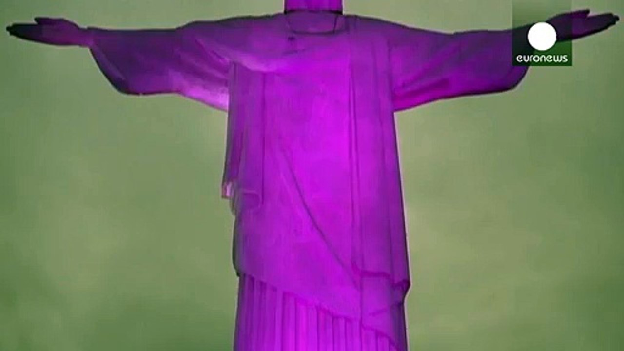 Rio de Janeiro: Christusstatue erstrahlt pink