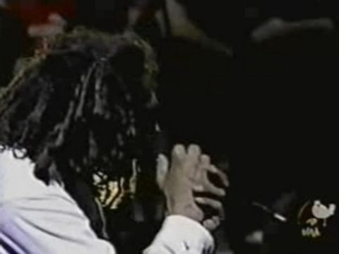 Rage Against The Machine - Bombtrack