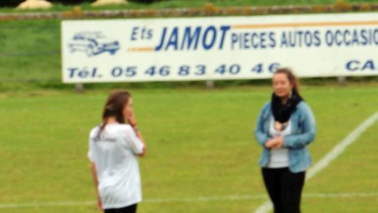 FEMININES / AIGREFEUILLE