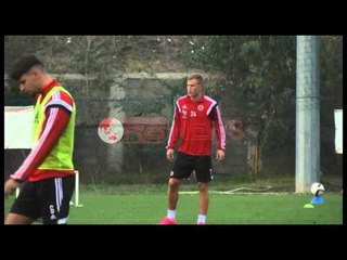 Kombëtarja vijon përgatitjet për përballjen me Serbinë - Ora News - Lajmi i fundit