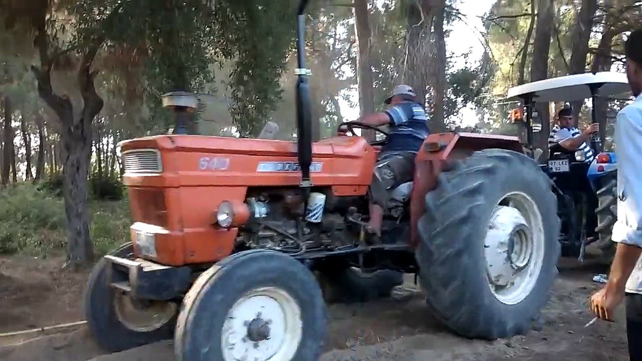New Holland TT55 ile Fiat 640 Çekişmesi