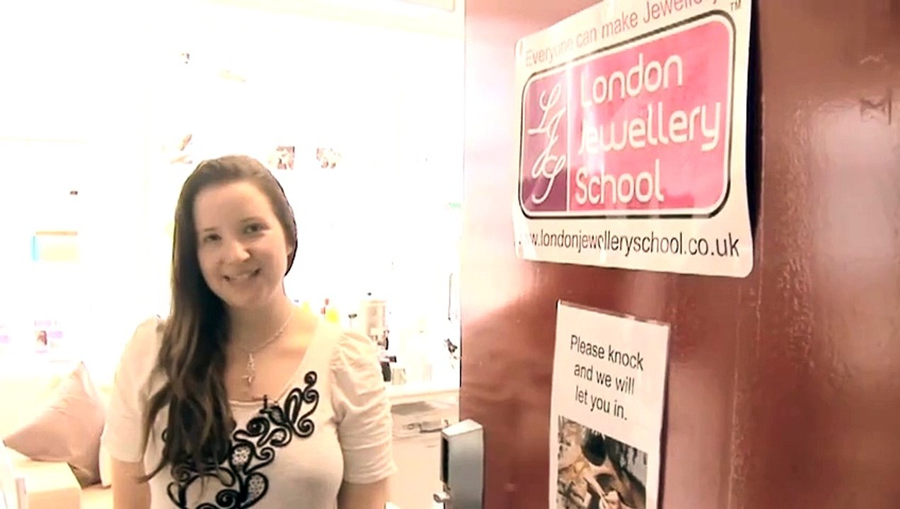 How To Make Pretty Beaded Hook Earings