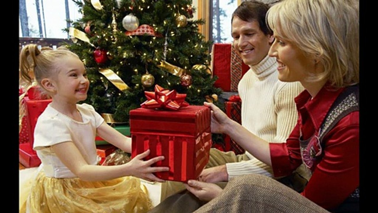 Family Christmas Gifts.Mp4