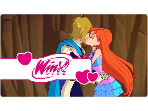 Winx Club - Bloom - Bonne Saint Valentin à toutes mes amies !