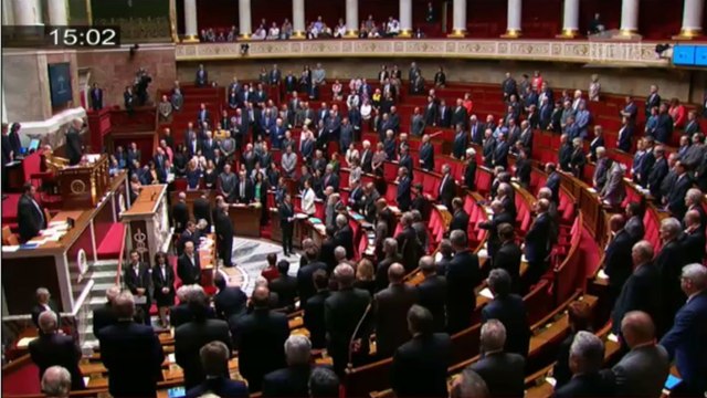 Minute de silence des députés en hommage aux victimes des intempéries dans les Alpes Maritimes