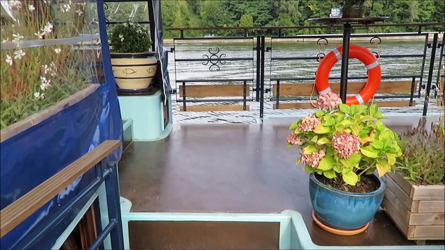 Inauguration Péniche Spectacle Le ventre de la baleine 3 octobre 2015