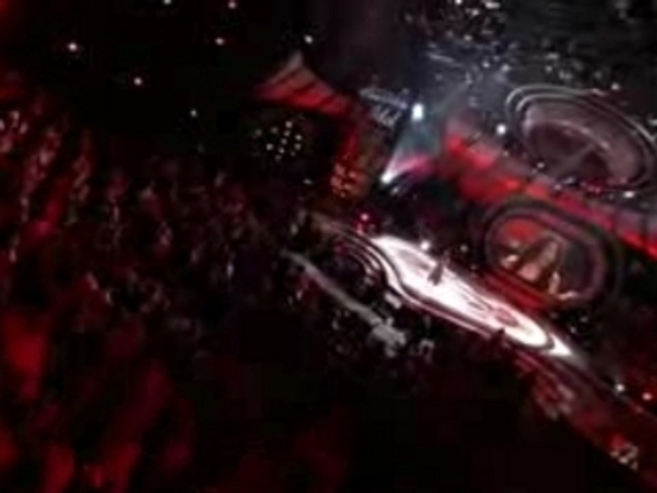 Jordin Sparks: "You'll Never Walk Alone"