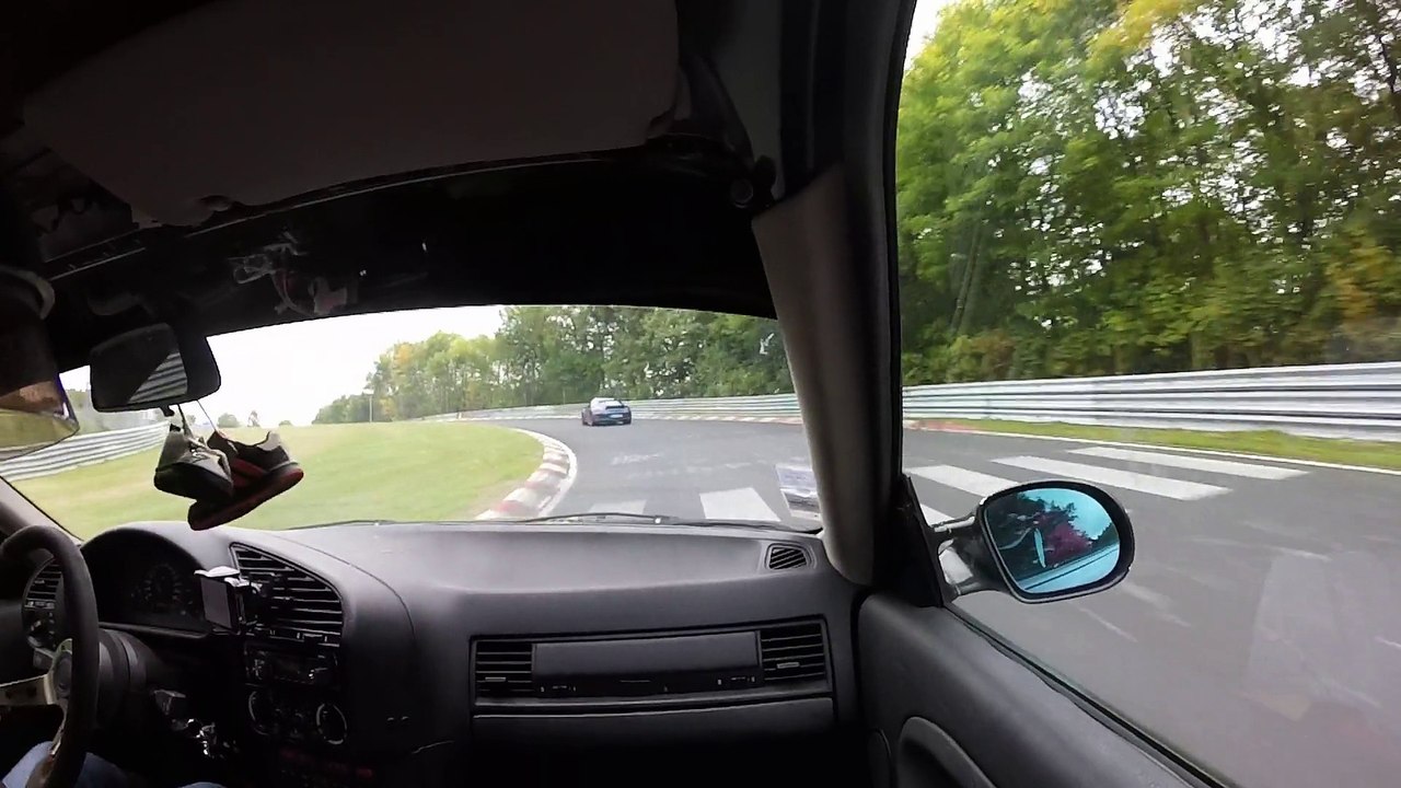 Nurburgring Nordschleife 04.10.15 M3 E36 8.44 BTG whith trafic