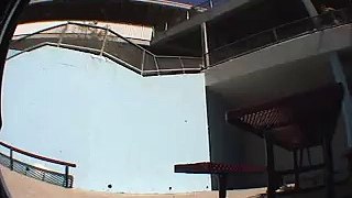Funny Videos - Dumb ass Rollerblader!