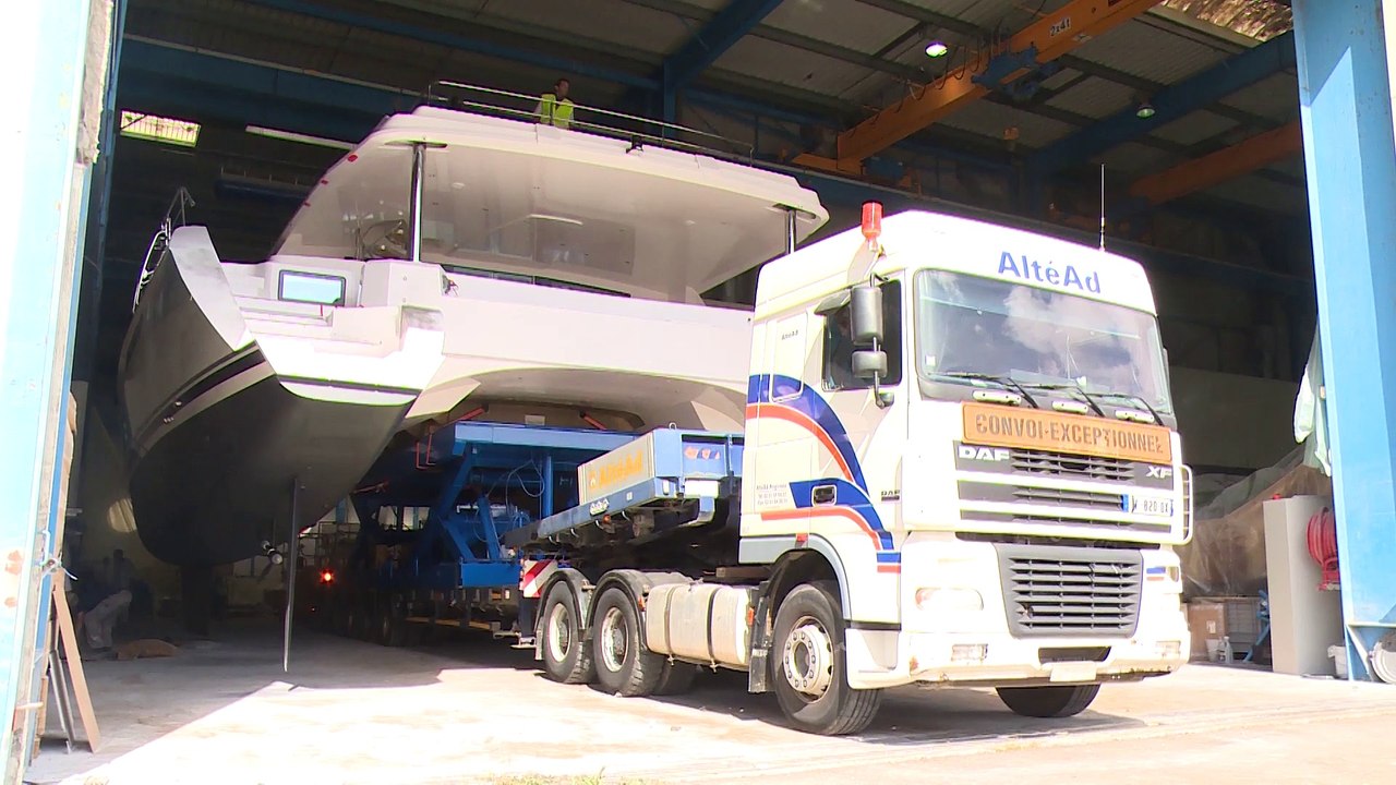 22/09/2015 - Lauching first Privilege Série 7 by the shipyard Privilège Marine